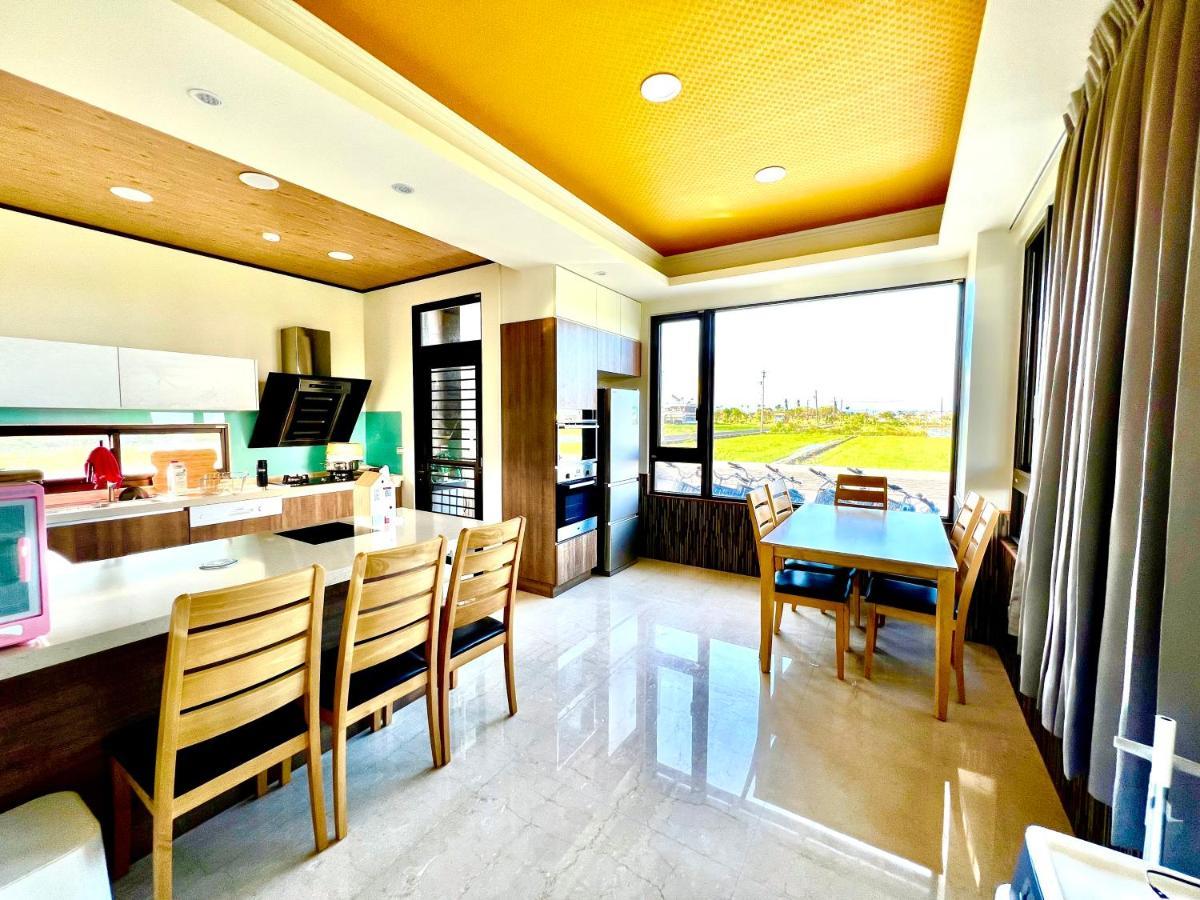 Xin Yi Bed & Breakfast Wujie Bagian luar foto