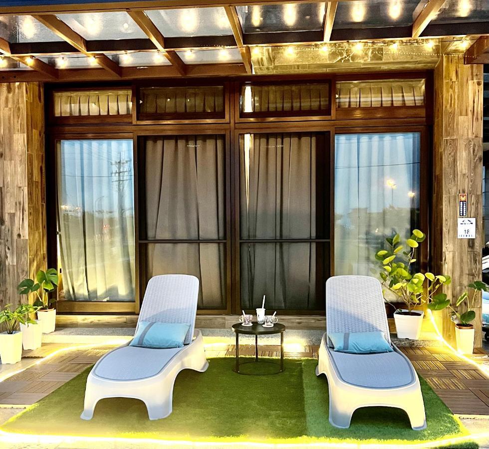 Xin Yi Bed & Breakfast Wujie Bagian luar foto
