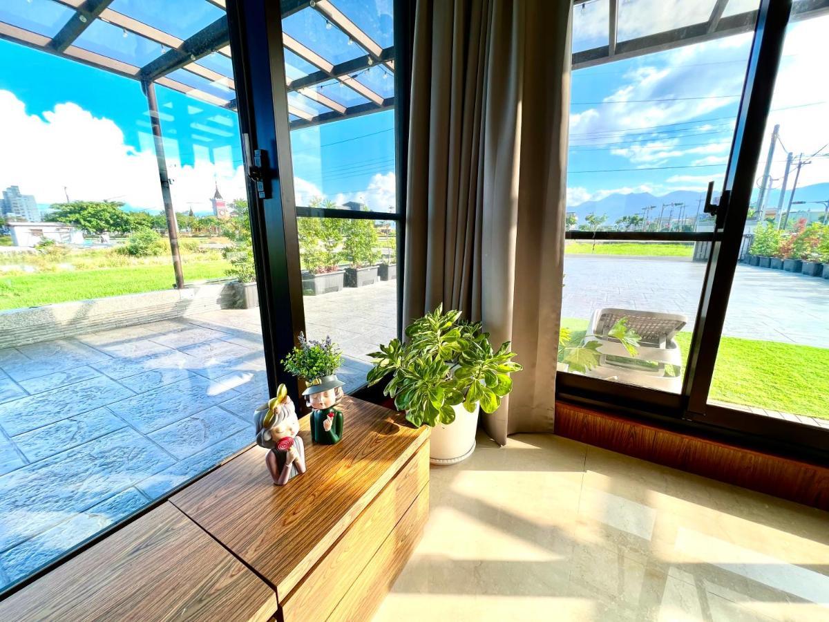 Xin Yi Bed & Breakfast Wujie Bagian luar foto