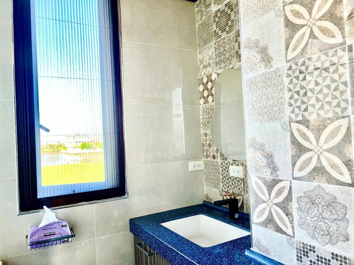 Xin Yi Bed & Breakfast Wujie Bagian luar foto