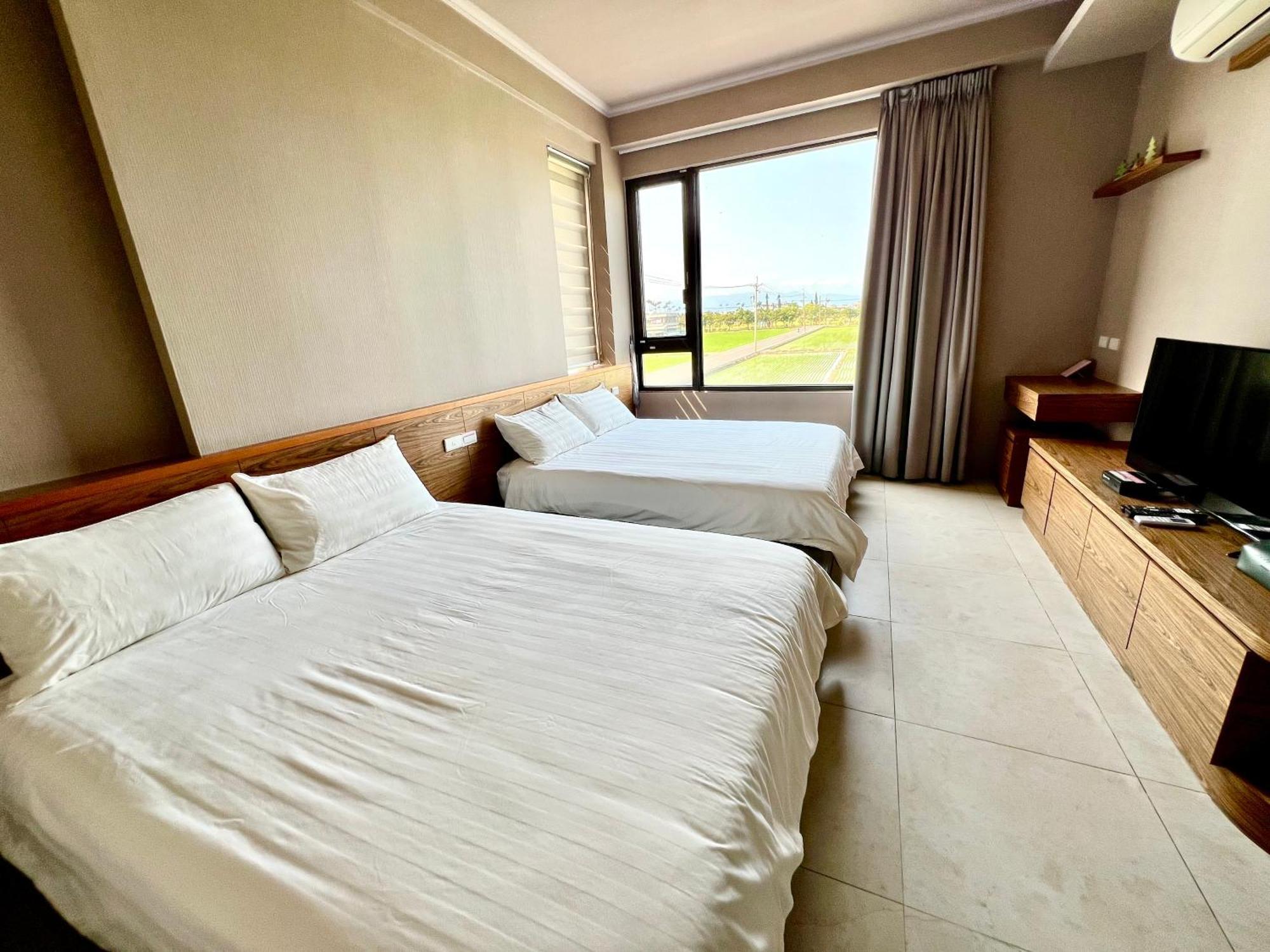 Xin Yi Bed & Breakfast Wujie Bagian luar foto